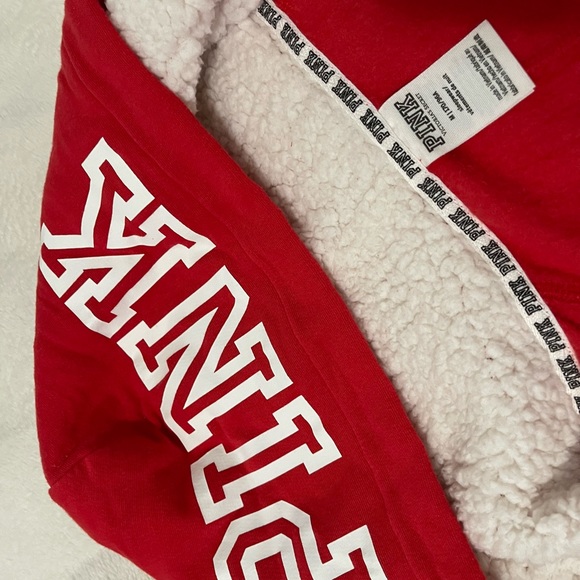 PINK Victoria Secret Christmas Holiday Pajama Zip Up Onesie - Picture 8 of 13